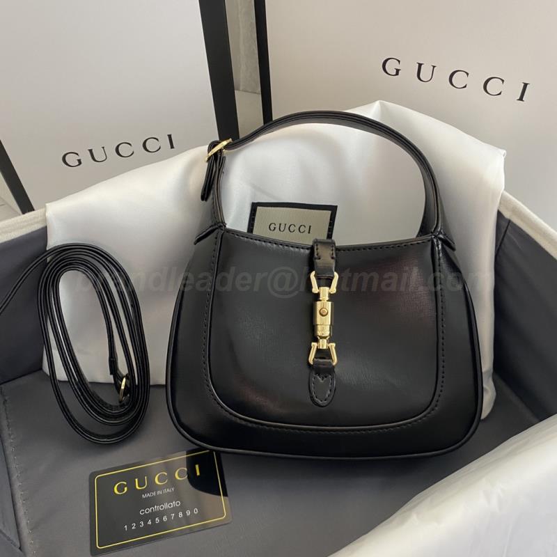 Gucci Handbags 240